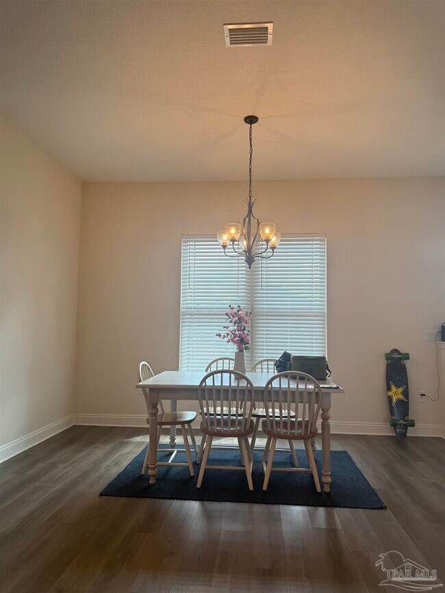 Building Photo - 5511 Micanopy Dr