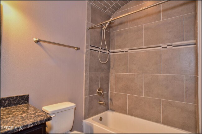 Building Photo - 14373 High Rock Dr