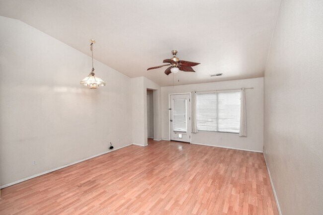 Building Photo - 4586 China Rose Cir
