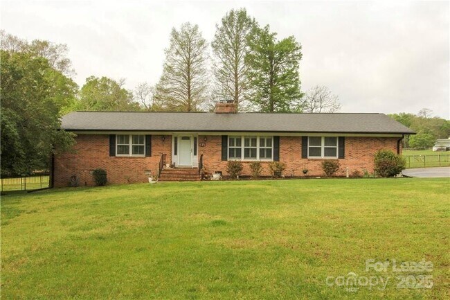 Primary Photo - 12320 Winget Rd