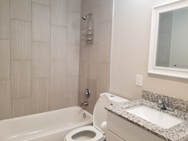Bath 2 upstairs has a shower/tub combo. - 935 La Posada Dr