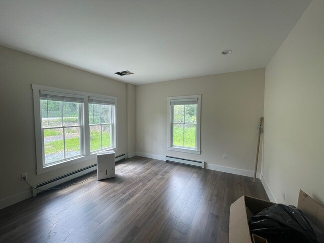 Building Photo - Brand New Duplex Properties For Rent In Wo...