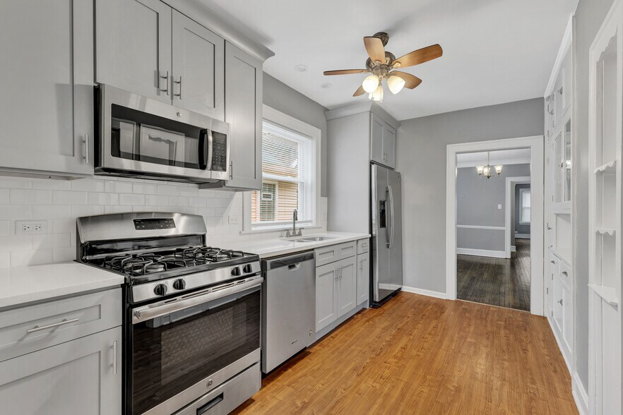 Building Photo - 1109 Cleveland St