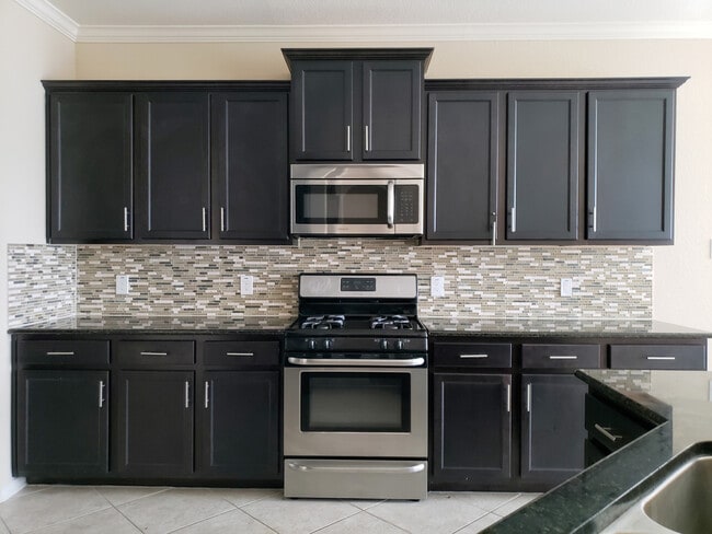 Building Photo - 8818 Cornina Dr
