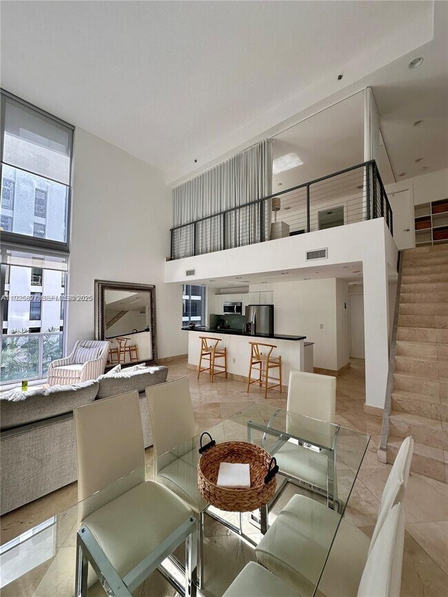 Building Photo - 1060 Brickell Ave