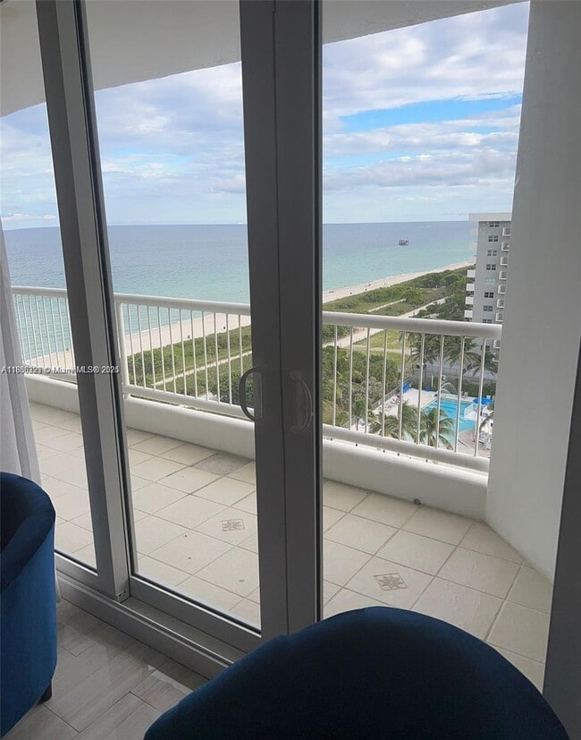 Building Photo - 9341 Collins Ave