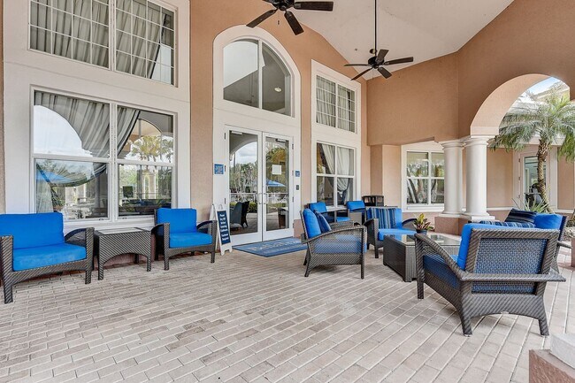 Building Photo - Beautifully Maintained 3-Bedroom, 2-Bathro...