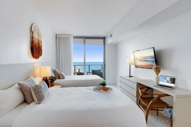 Building Photo - 4111 S Ocean Dr