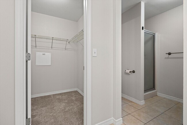 Building Photo - 8981 Gale Rowe Ln