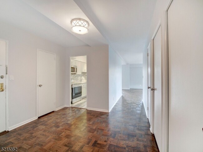 Building Photo - 377 S Harrison St