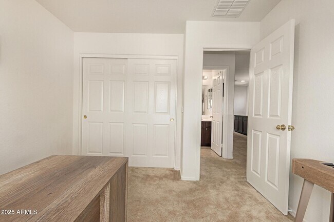 Building Photo - 11849 N 147th Dr