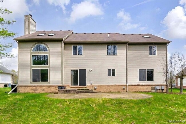 Building Photo - 23867 Stony Creek Dr