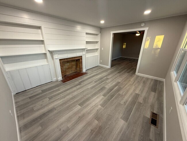 Building Photo - 227/229 MLK Jr Blvd