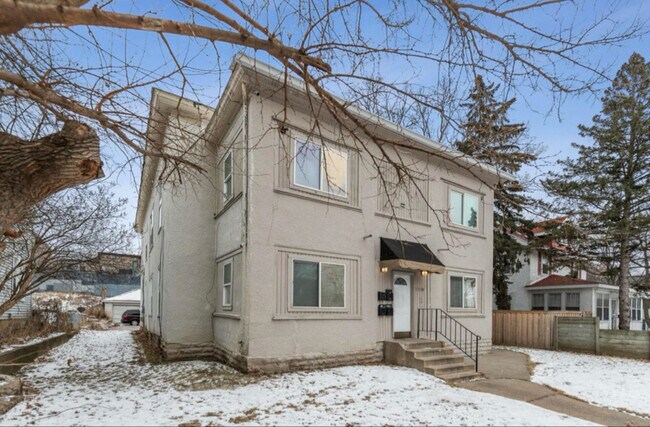 Building Photo - 2506 Dupont Ave N