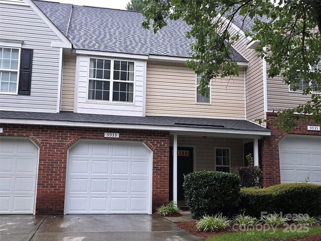 Primary Photo - 9933 Birch Knoll Ct