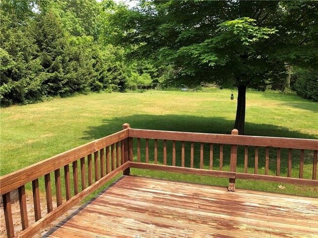 Building Photo - 161 Hines Rd