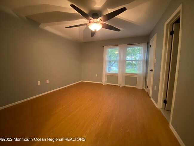 Building Photo - 11 Duncan Way