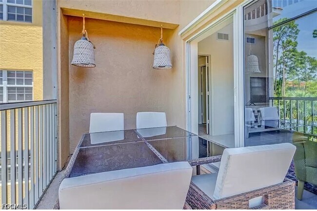 Building Photo - 4450 Botanical Pl Cir