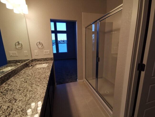 Building Photo - 2261 Buttercup Ln