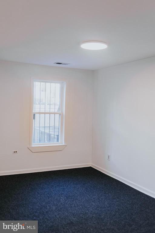 Building Photo - 2511 Madison Ave