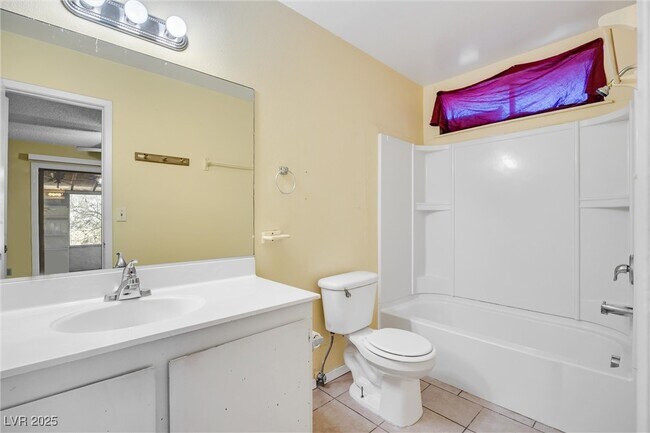 Building Photo - 203 Cimarron Ct