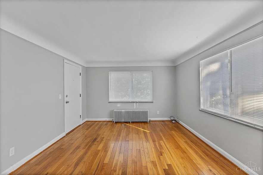 Building Photo - 6317 Girard Ave