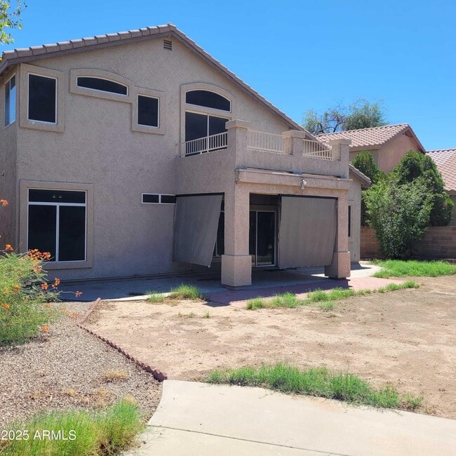 Building Photo - 832 N Benson Ln