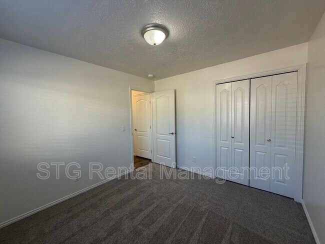 Building Photo - 473 E 1100 S