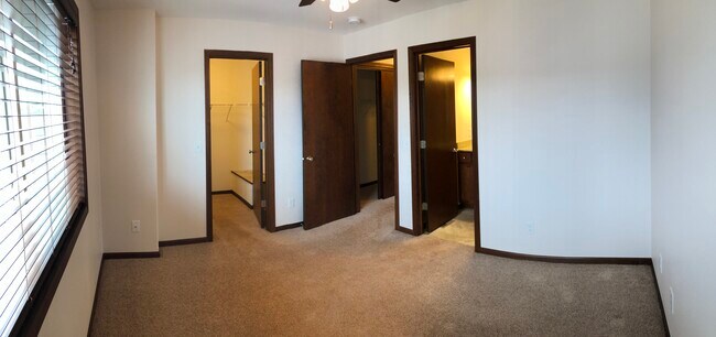 2nd Bedroom with Walk In Closet - 1902 Wrigley St