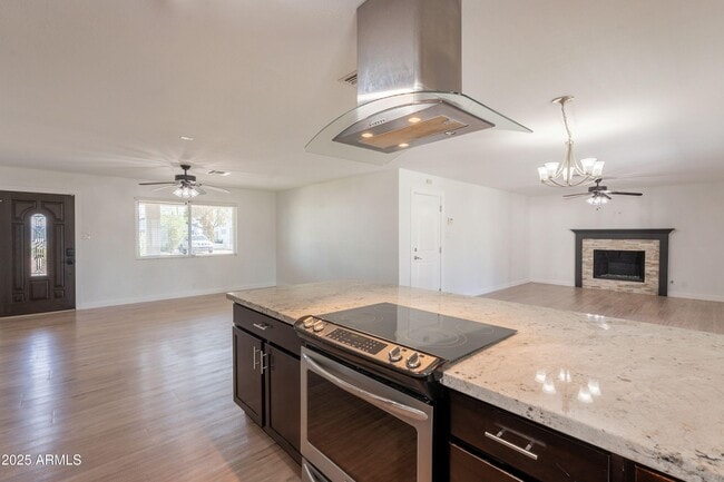 Building Photo - 6808 E Loma Land Dr