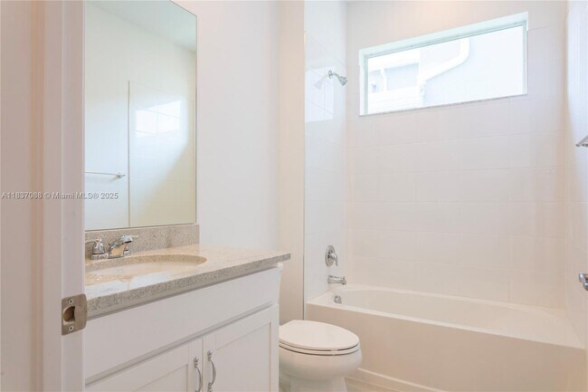 Building Photo - 6463 Trails Of Foxford Ct