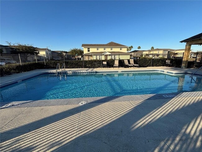 Building Photo - 2034 Cypress Bay Blvd