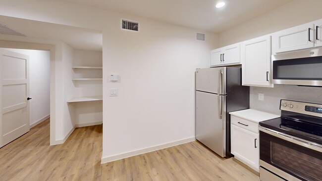 Building Photo - Beaux House at Bishop Ridge