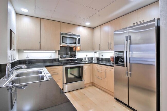 Building Photo - Plant 51 !! Open House 3/1 5:30
