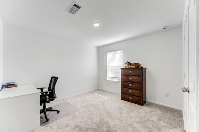Building Photo - 338 Shady Cedar Hl Ln