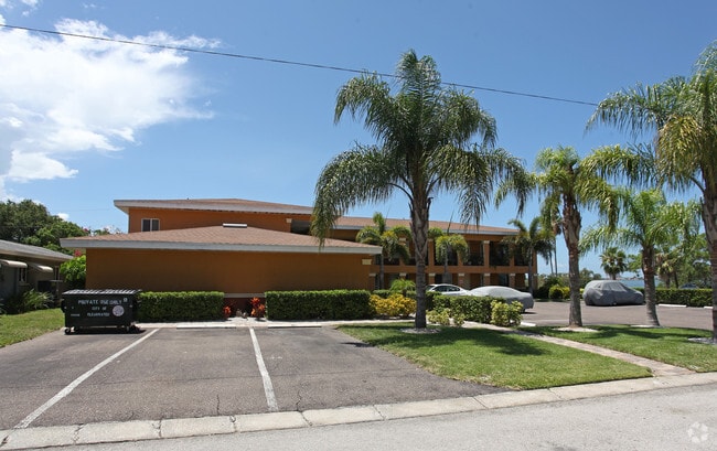 Building Photo - Bella Sol Apartments