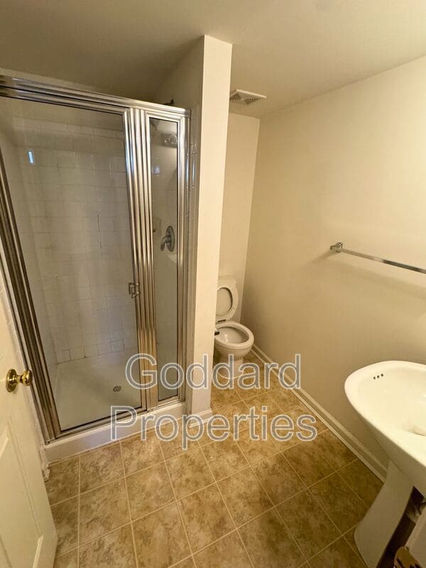 Building Photo - 6361 Stockbridge Overlook Ct