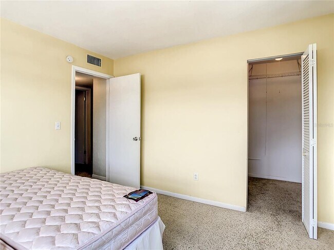 Building Photo - 4455 Duhme Rd