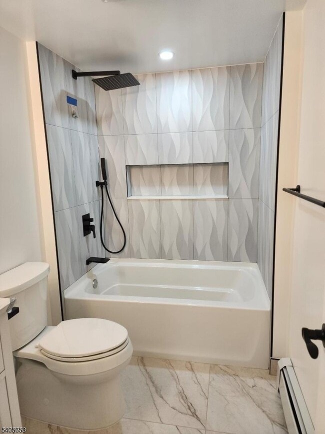 Building Photo - 23 Old Farm Rd