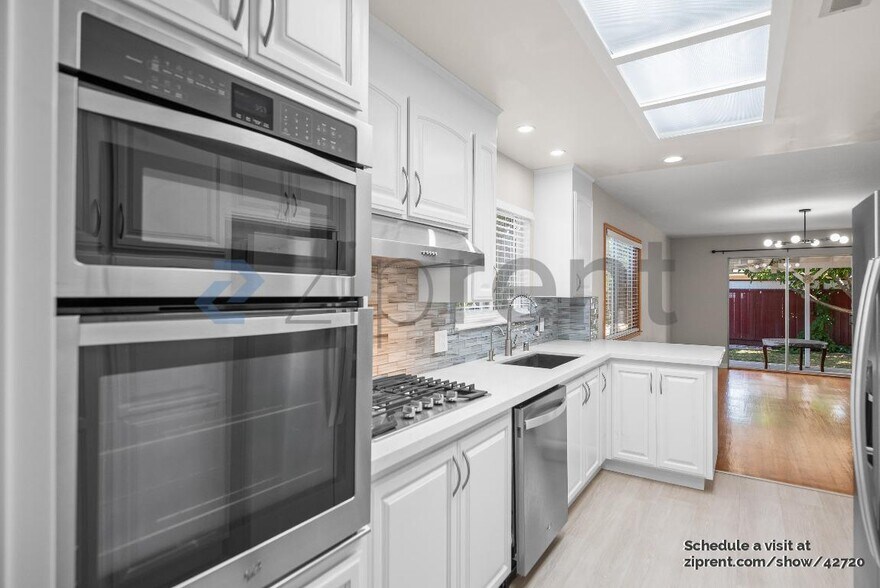 Building Photo - 4046 Alvarado St
