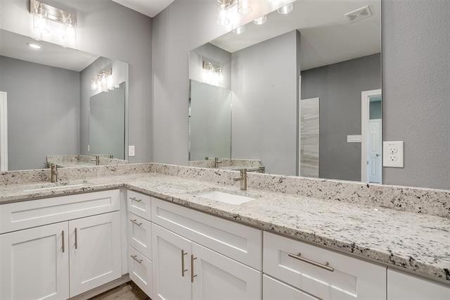 Building Photo - 1117 E Cantey St