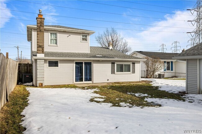 Building Photo - 36 Crescent Ct