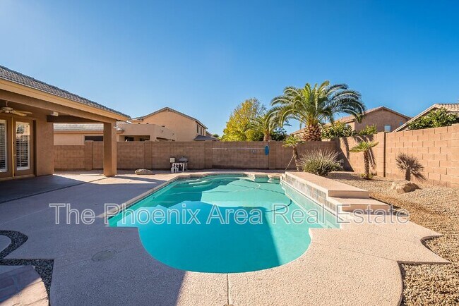 Building Photo - 110 W Cardinal Way