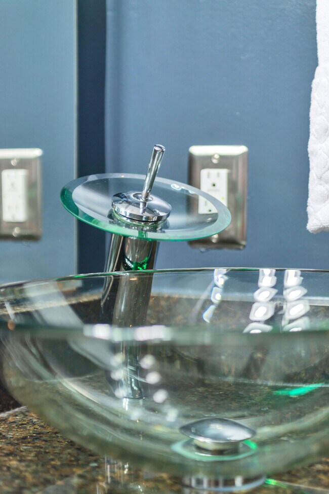 Building Photo - 5213 D St SE