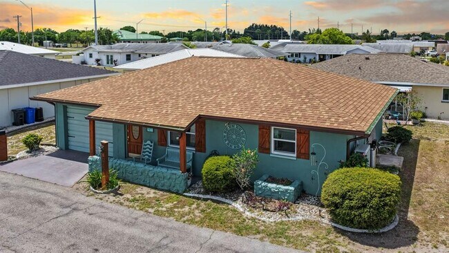 Building Photo - 706 W Brockton Pl