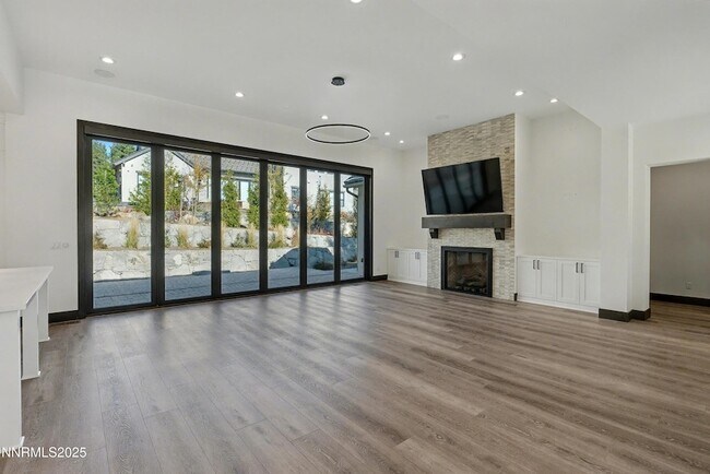 Building Photo - 20765 Parc Forêt Dr