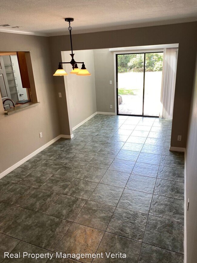 Building Photo - 2 br, 2.5 bath House - 2888 Wareham Ct