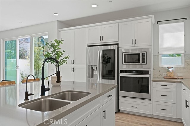 Building Photo - 101 Stage