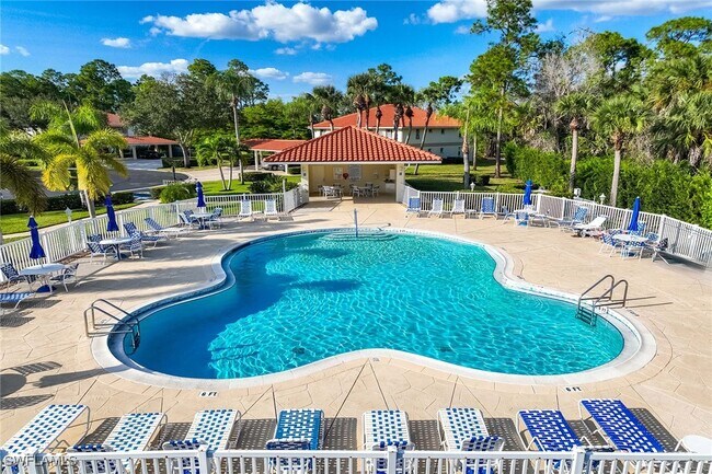 Building Photo - 640 Luisa Ln