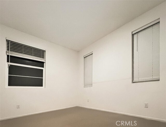 Building Photo - 3897 Boulder Dr